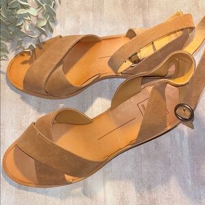 Never Worn Dolce Vita Tan Heeled Soft Suede Sandals with Ankle Straps